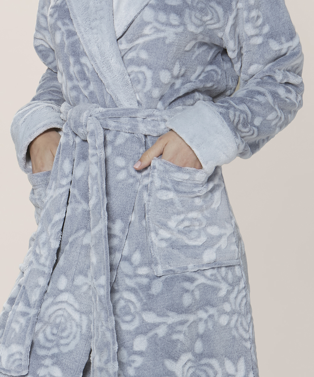 Bata Polar Fantasía | Calidez Suave Y Femenina - Imagen 3