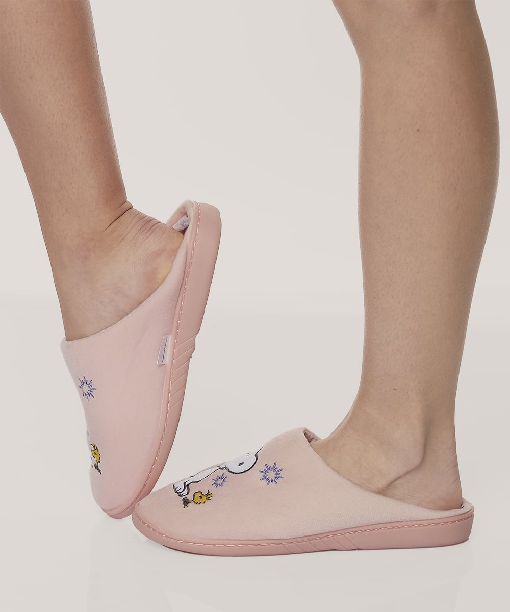 Pantuflas Snoopy Mujer | Suavidad y Alegría para Tu Hogar