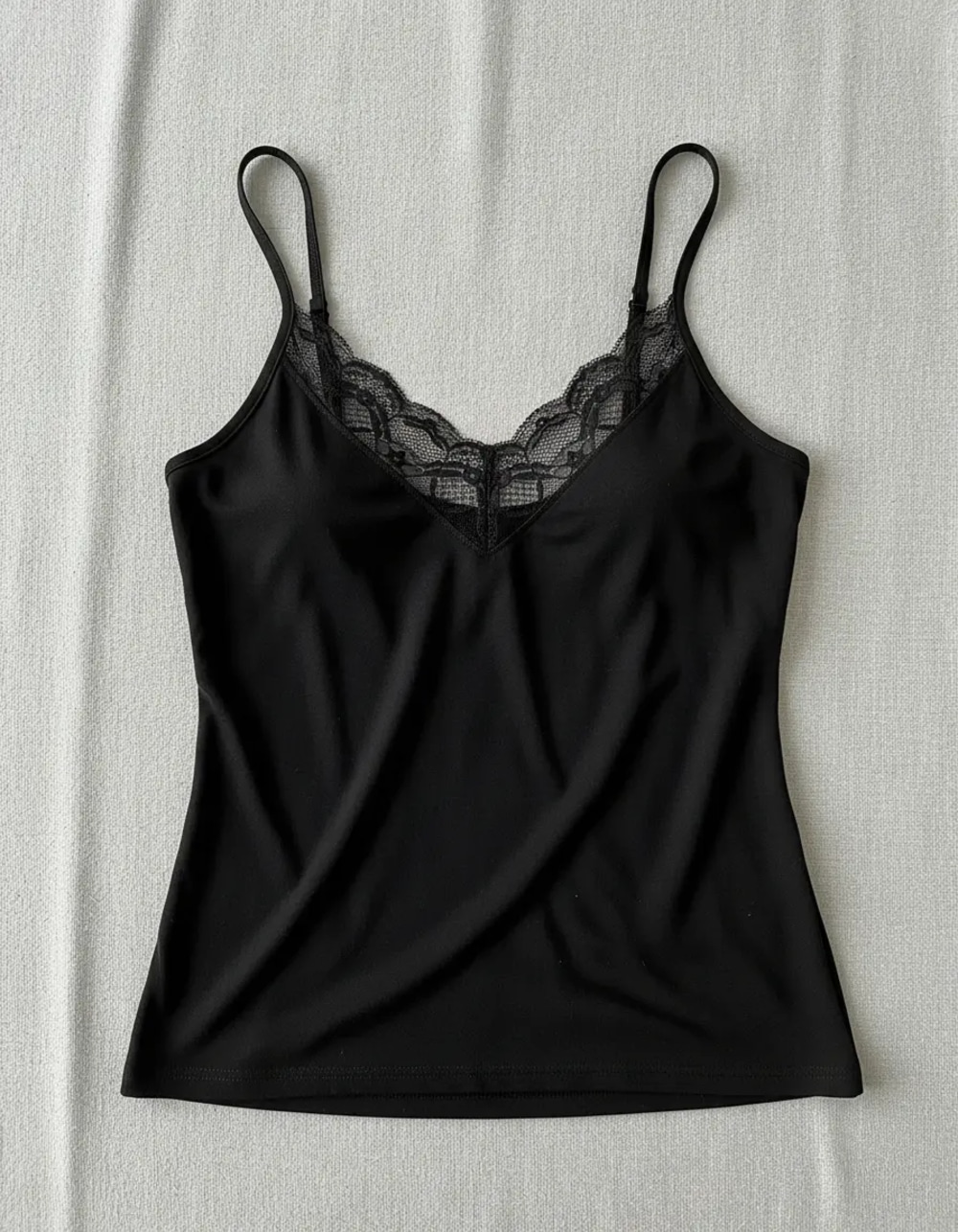 Camiseta Viscosa Encaje | Suavidad y Comodidad Diaria