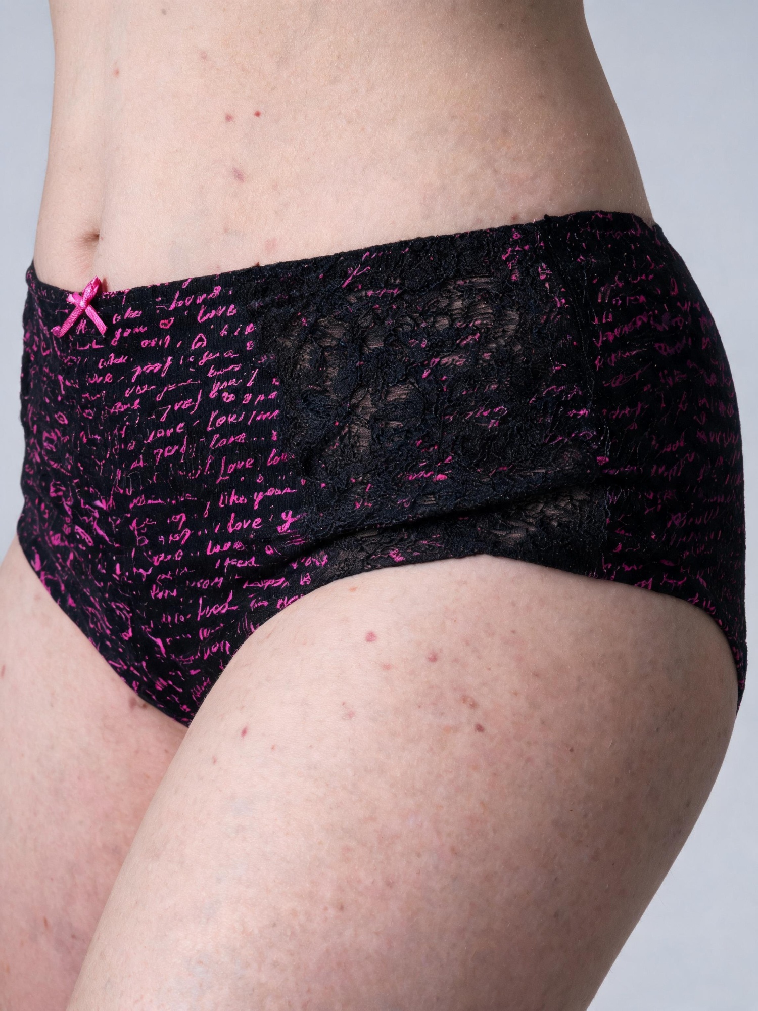 Pantaleta a la Cadera Encaje | Sensualidad y Comodidad