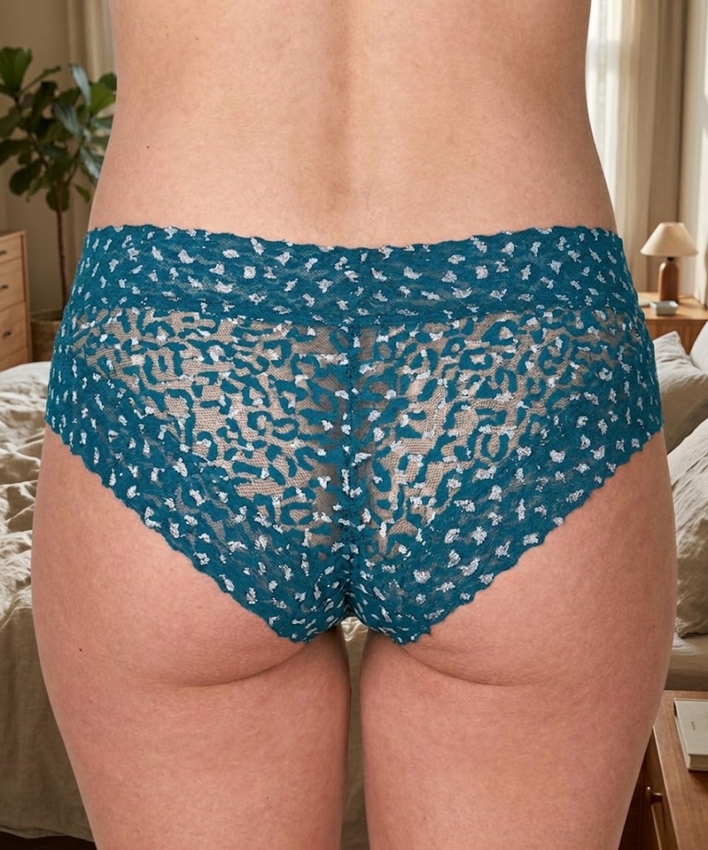 Pantaleta Encaje Plateados | Sensualidad y Comodidad