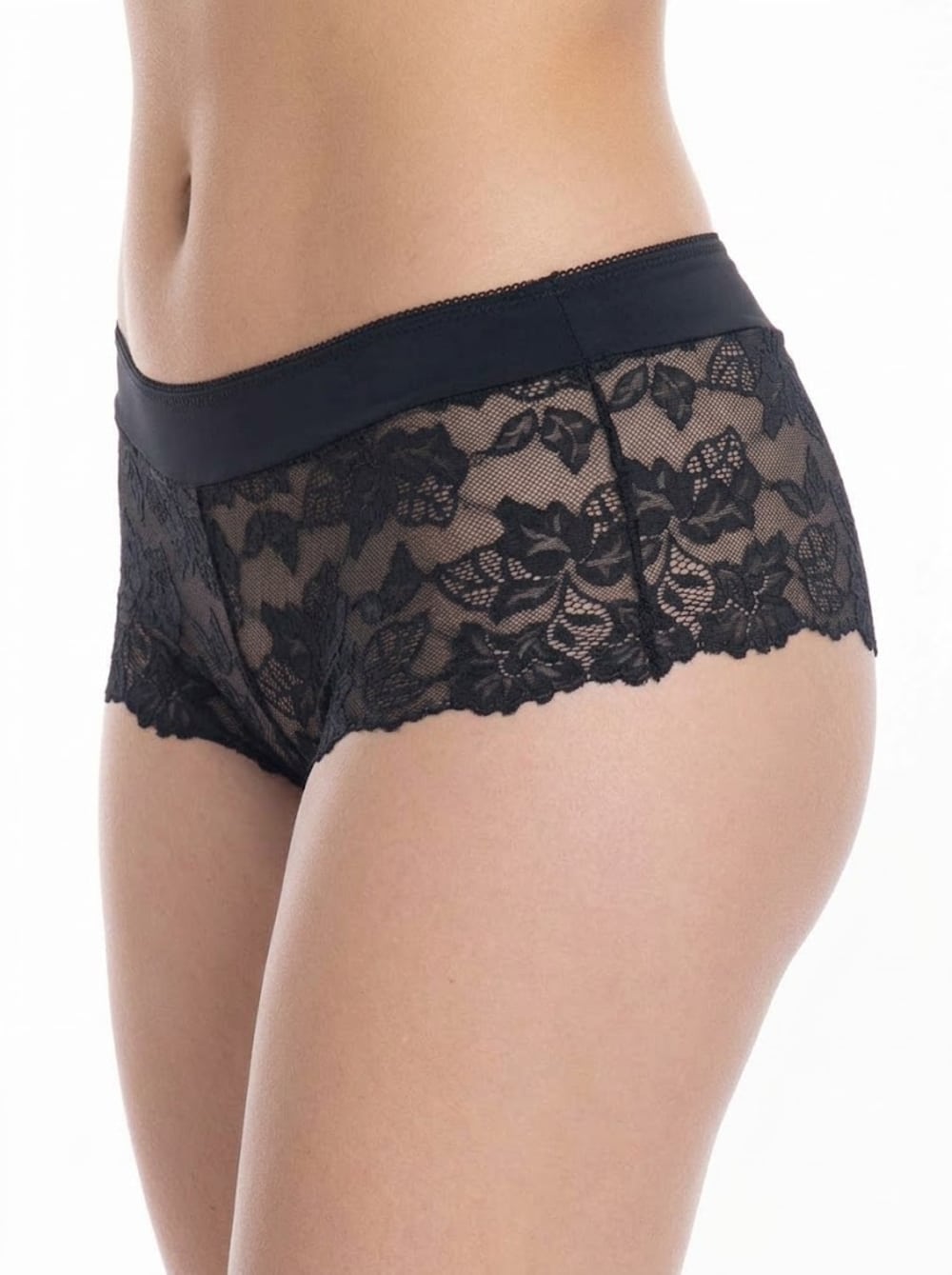 Pantaleta Encaje delicado y microfibra
