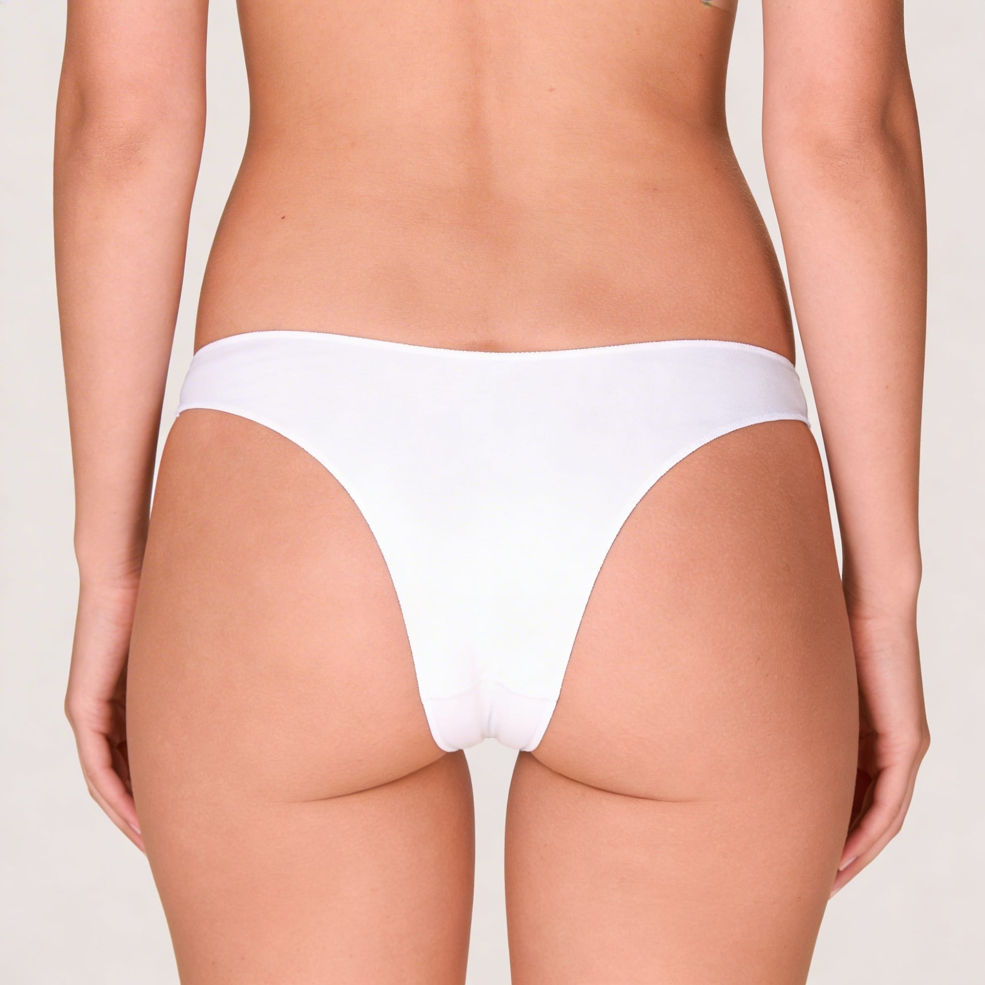 Tanga de algodon elasticado | Suavidad e invisibilidad